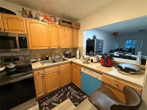 6070 W 18th Avenue Hialeah FL 33012