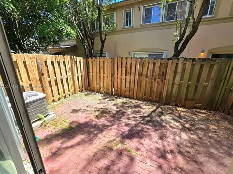 10778 NW 84th Street Doral FL 33178