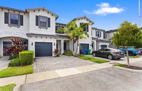 20478 NW 4th Court Miami Gardens FL 33169