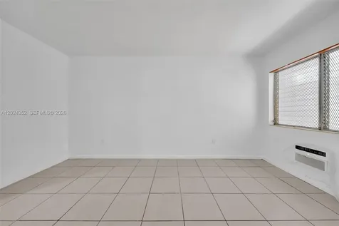 934 Meridian Miami Beach FL 33139