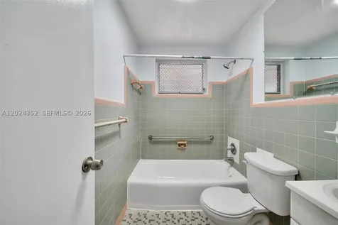 934 Meridian Avenue Miami Beach FL 33139