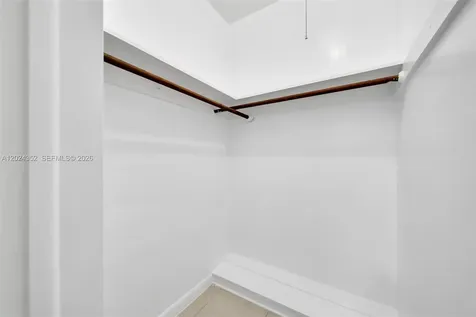 934 Meridian Miami Beach FL 33139
