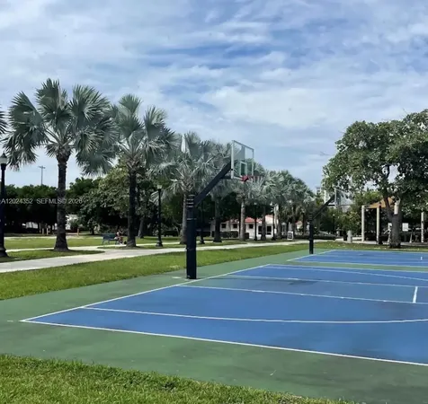 934 Meridian Miami Beach FL 33139