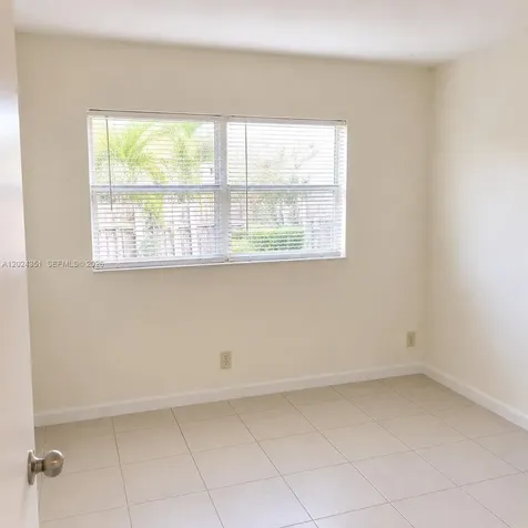 274 SW 9th Street Dania Beach FL 33004