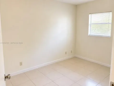 274 SW 9th Street Dania Beach FL 33004