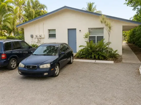 274 SW 9th Street Dania Beach FL 33004
