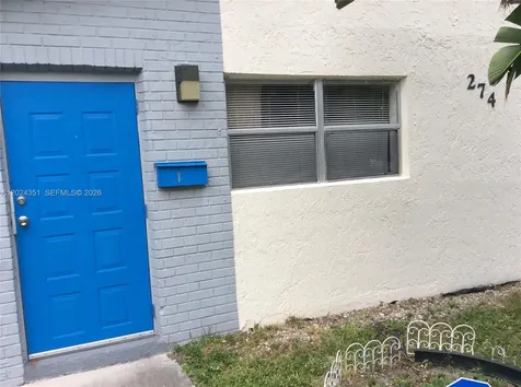 274 SW 9th Street Dania Beach FL 33004