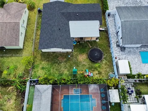 16912 SW 107th Place Miami FL 33157