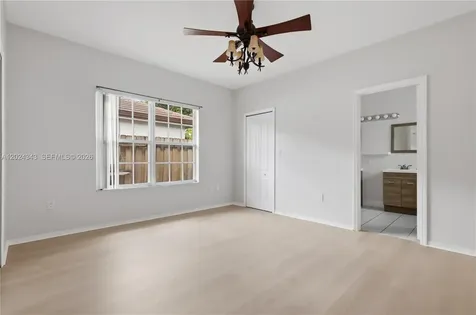 16068 SW 101st Terrace Miami FL 33196