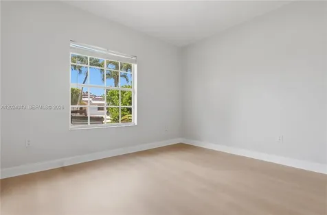 16068 SW 101st Terrace Miami FL 33196
