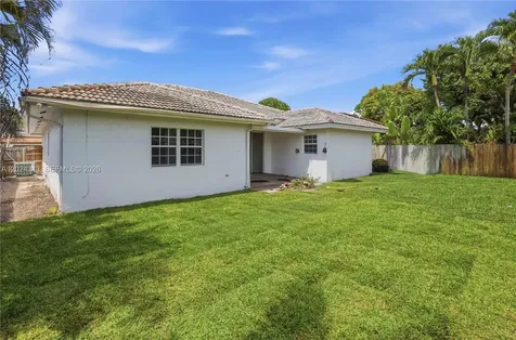 16068 SW 101st Terrace Miami FL 33196