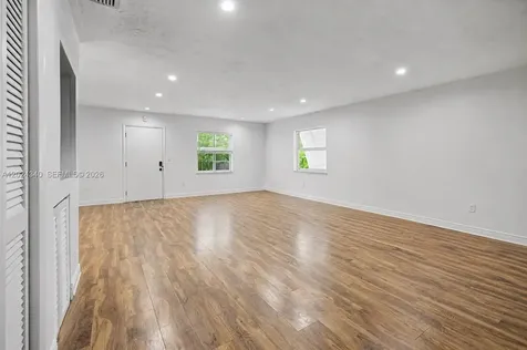 6815 Edgewater Drive Coral Gables FL 33133