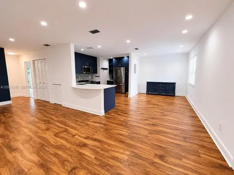 6815 Edgewater Drive Coral Gables FL 33133