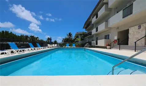 6815 Edgewater Drive Coral Gables FL 33133