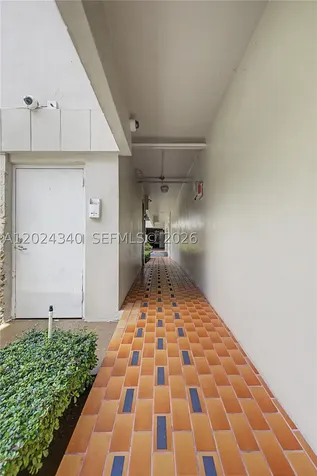 6815 Edgewater Drive Coral Gables FL 33133