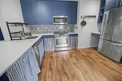 6815 Edgewater Drive Coral Gables FL 33133