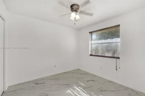 9728 Hammocks Boulevard Miami FL 33196