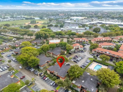 9728 Hammocks Boulevard Miami FL 33196