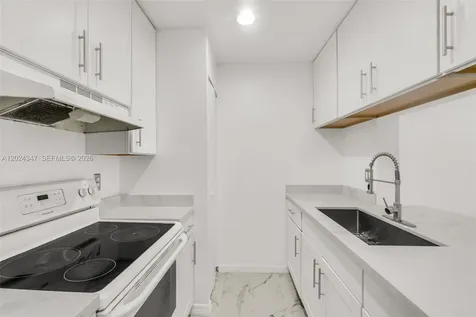 9728 Hammocks Boulevard Miami FL 33196