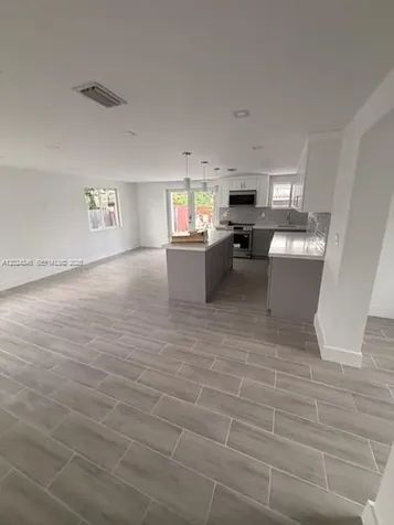 3515-3517 SW 91st Avenue Miami FL 33165