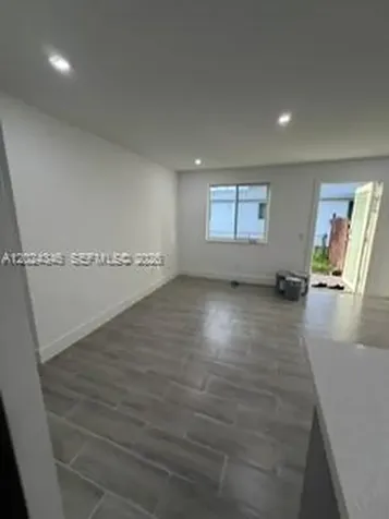 3515-3517 SW 91st Avenue Miami FL 33165