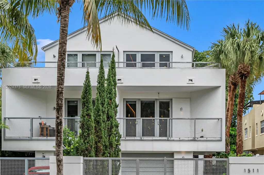 1511 NE 4th Place Fort Lauderdale FL 33301