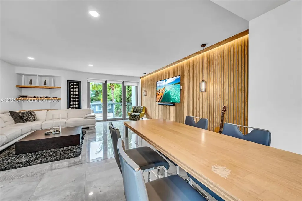 1511 NE 4th Place Fort Lauderdale FL 33301
