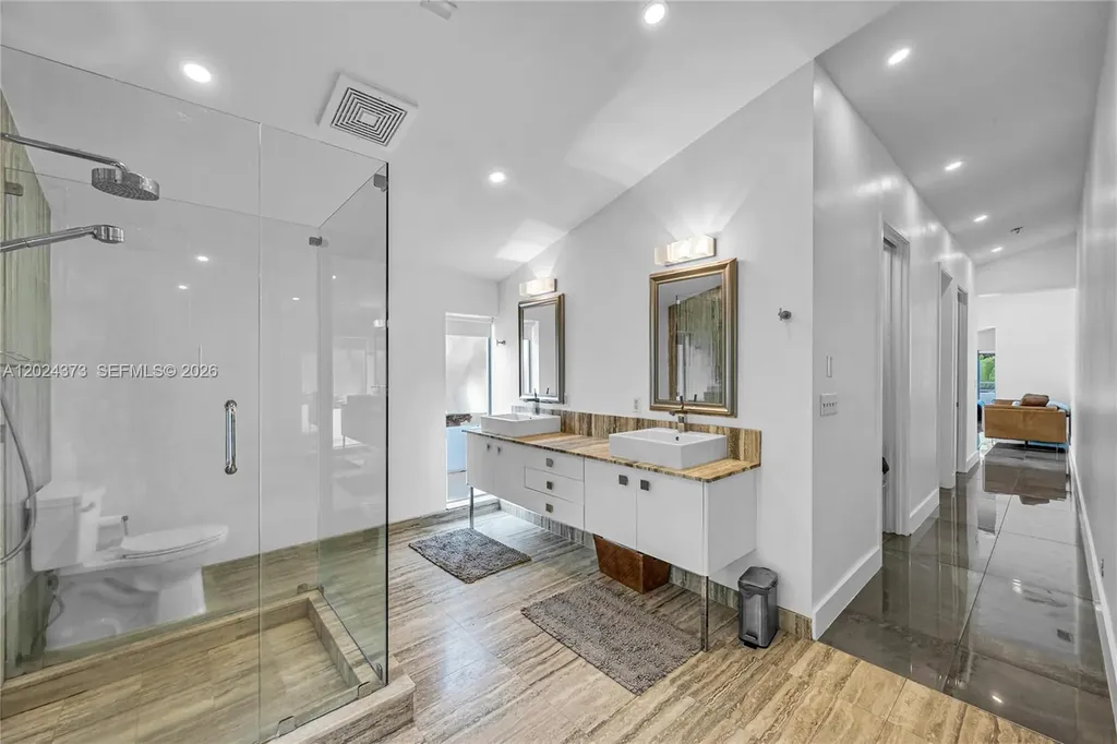 1511 NE 4th Place Fort Lauderdale FL 33301