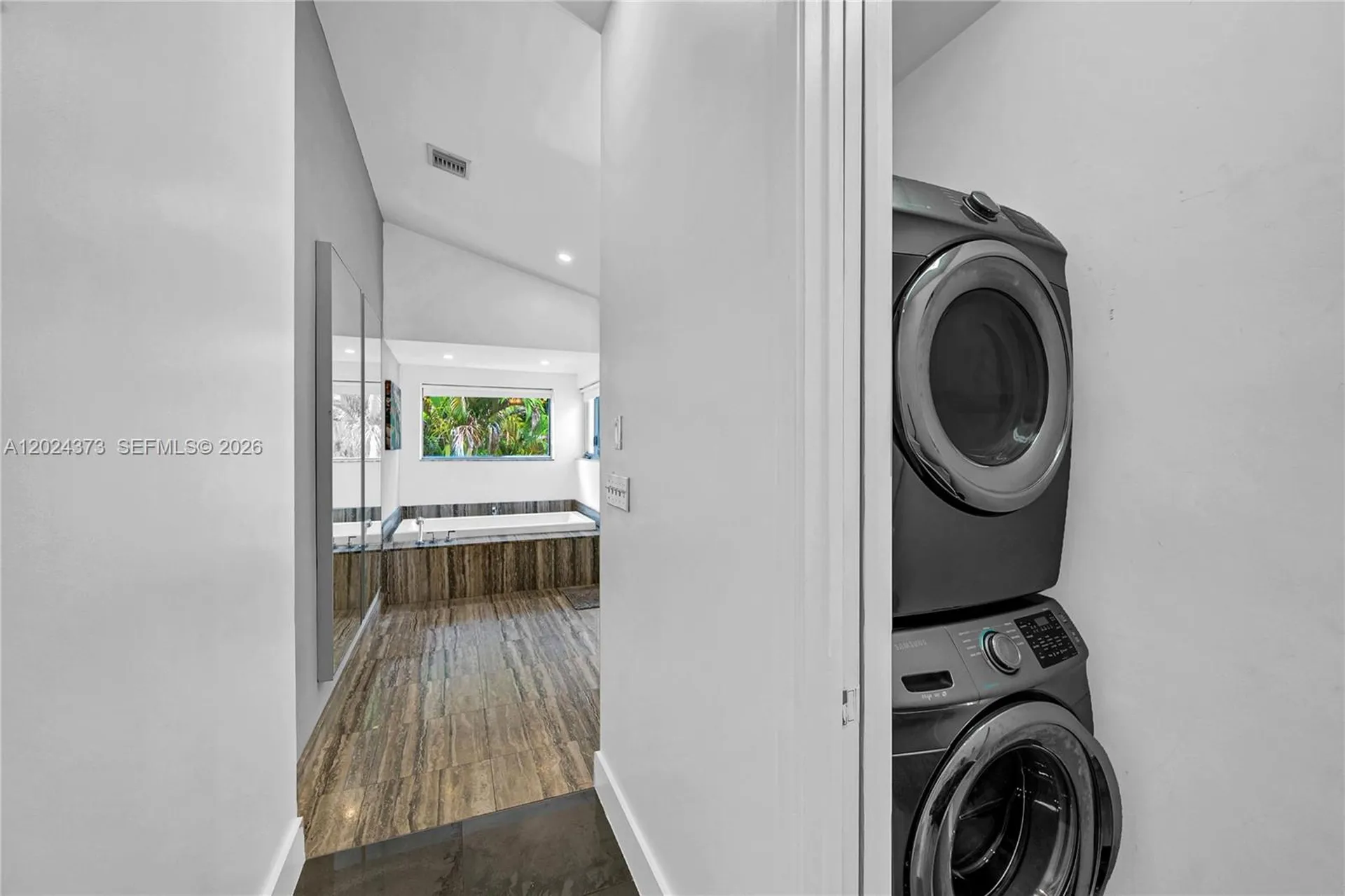1511 NE 4th Place Fort Lauderdale FL 33301