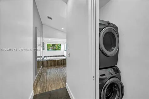 1511 NE 4th Place Fort Lauderdale FL 33301