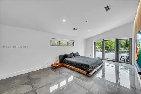 1511 NE 4th Place Fort Lauderdale FL 33301