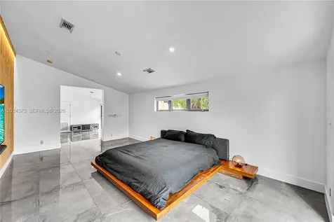1511 NE 4th Place Fort Lauderdale FL 33301