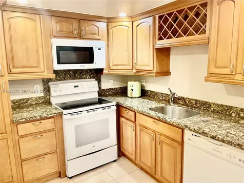 400 Kings Point Drive Sunny Isles Beach FL 33160