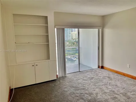 400 Kings Point Drive Sunny Isles Beach FL 33160