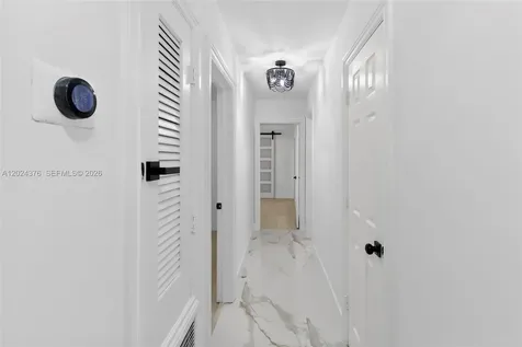 7220 NW 10th Place Plantation FL 33313