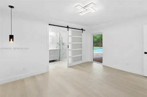 7220 NW 10th Place Plantation FL 33313