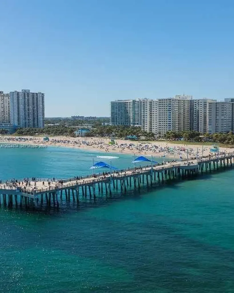 3210 Canal Drive Pompano Beach FL 33062
