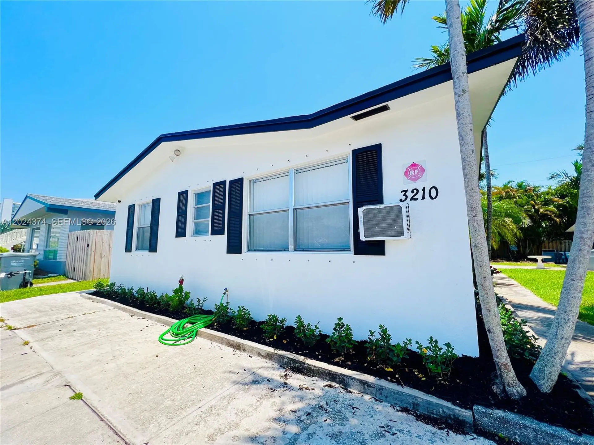 3210 Canal Drive Pompano Beach FL 33062