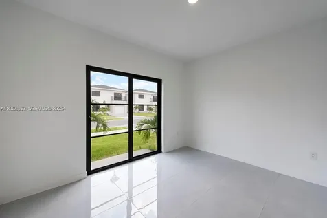1327 NW 2nd Lane Florida City FL 33034