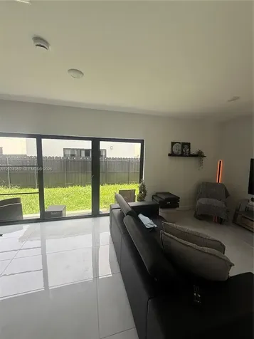 1327 NW 2nd Lane Florida City FL 33034