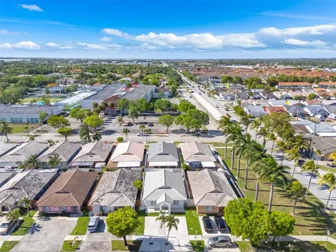 9703 NW 127th Street Hialeah Gardens FL 33018