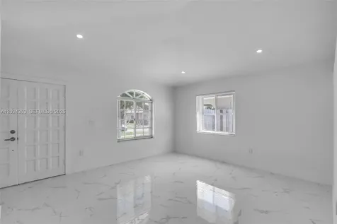 9703 NW 127th Street Hialeah Gardens FL 33018