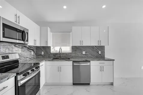 9703 NW 127th Street Hialeah Gardens FL 33018