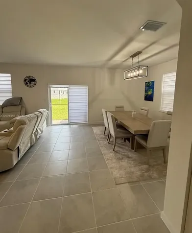 2584 SE 25th Court Homestead FL 33035