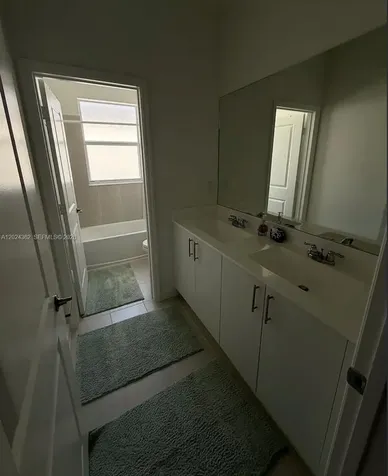 2584 SE 25th Court Homestead FL 33035