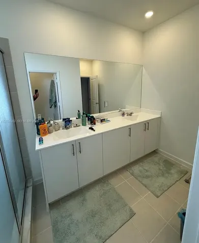 2584 SE 25th Court Homestead FL 33035
