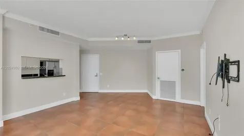 2475 Brickell Avenue Miami FL 33129