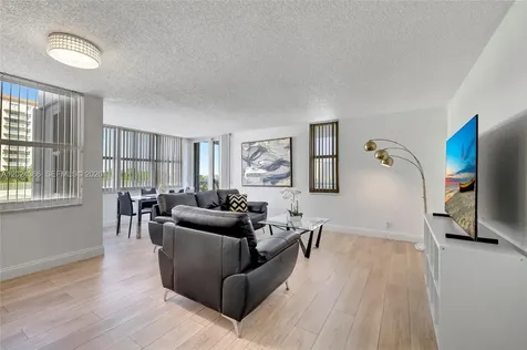 3015 N Ocean Boulevard Fort Lauderdale FL 33308