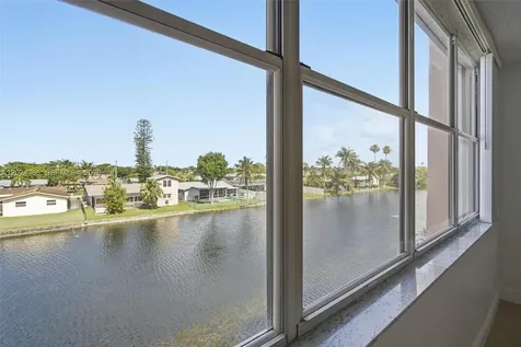 2521 NW 104th Avenue Sunrise FL 33322
