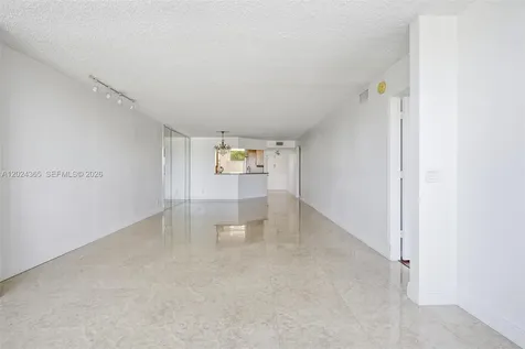2521 NW 104th Avenue Sunrise FL 33322